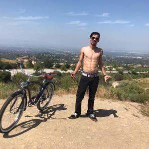 Meet your Posher, Gregory